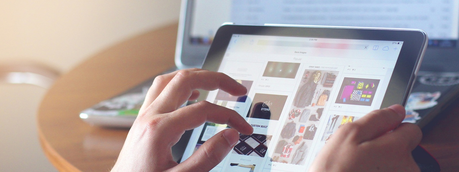 <h3>registro, dise&ntilde;o, desarrollo y alojamiento de dominios, intranets, extranets y p&aacute;ginas web corporativas, informativas, comerciales o sociales.</h3>
